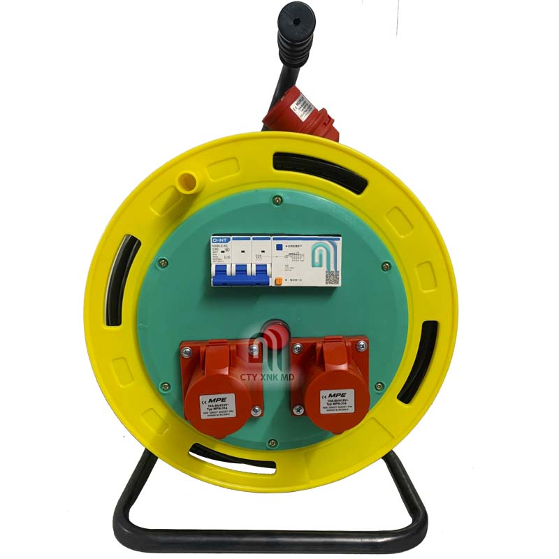 Rulo cuộn dây điện có 2 ổ cắm P314 Chi tiết Rulo cuộn dây điện có 2 ổ cắm P314