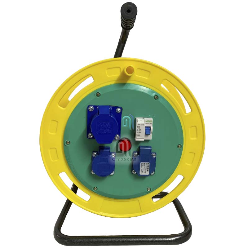 Rulo cuốn dây điện với 3 ổ cắm cao cấp Chi tiết Rulo cuốn dây điện cao cấp với 3 ổ cắm